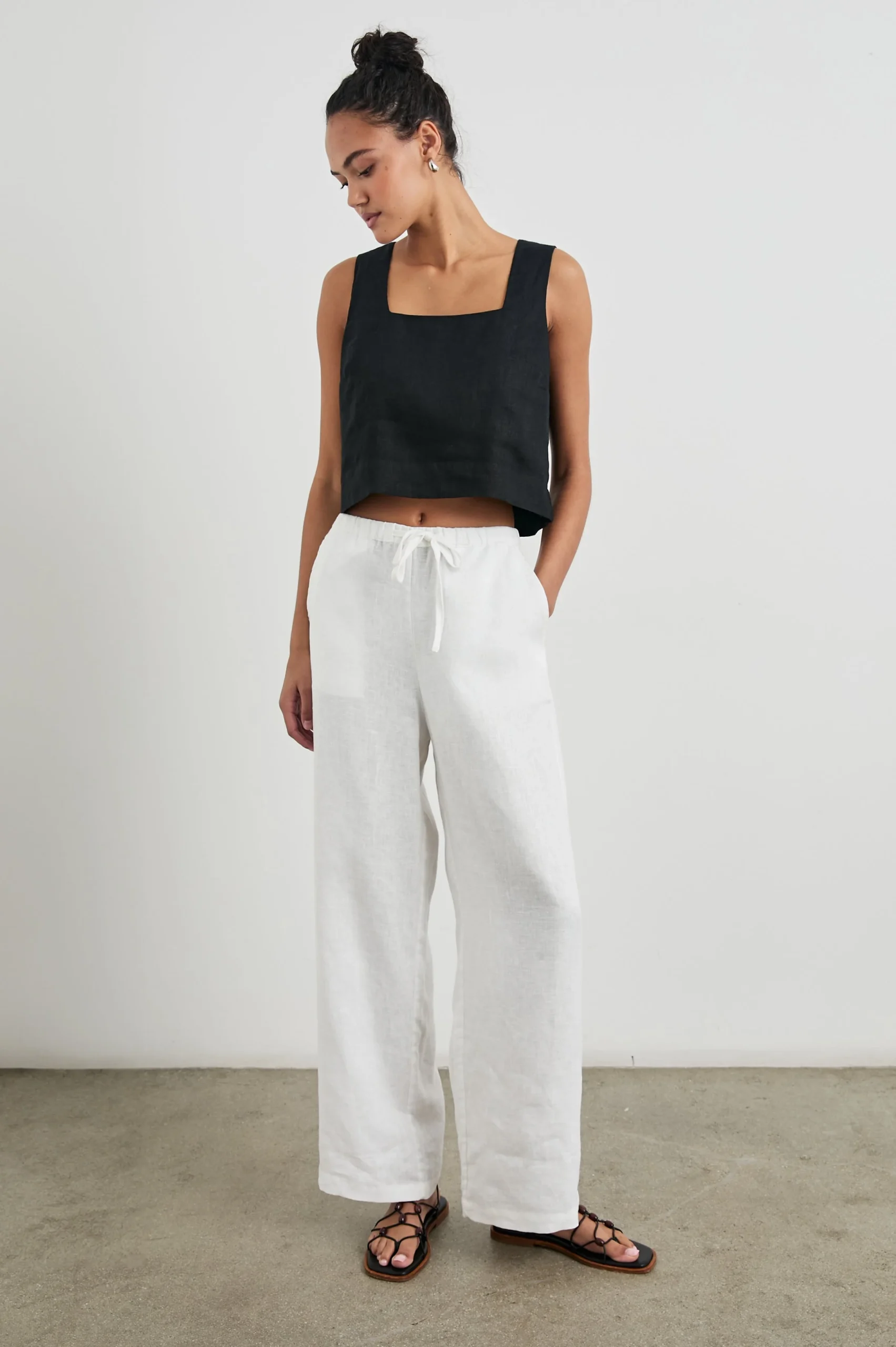 AKIRA TOP - BLACK – Image 5