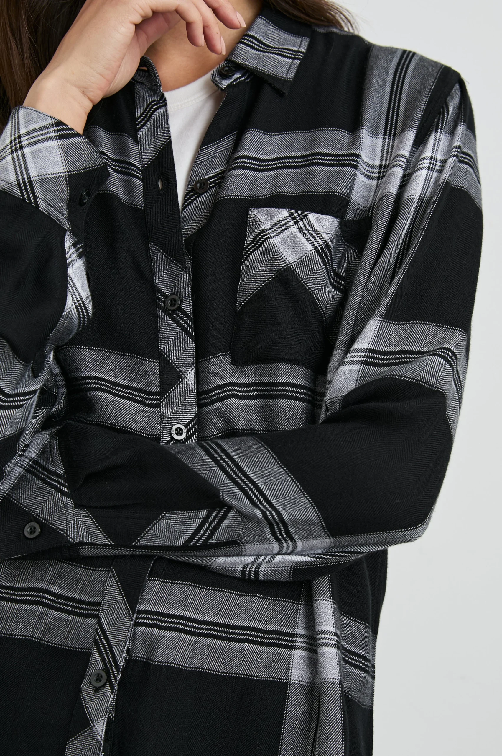 HUNTER SHIRT - BLACK CINDER – Image 3