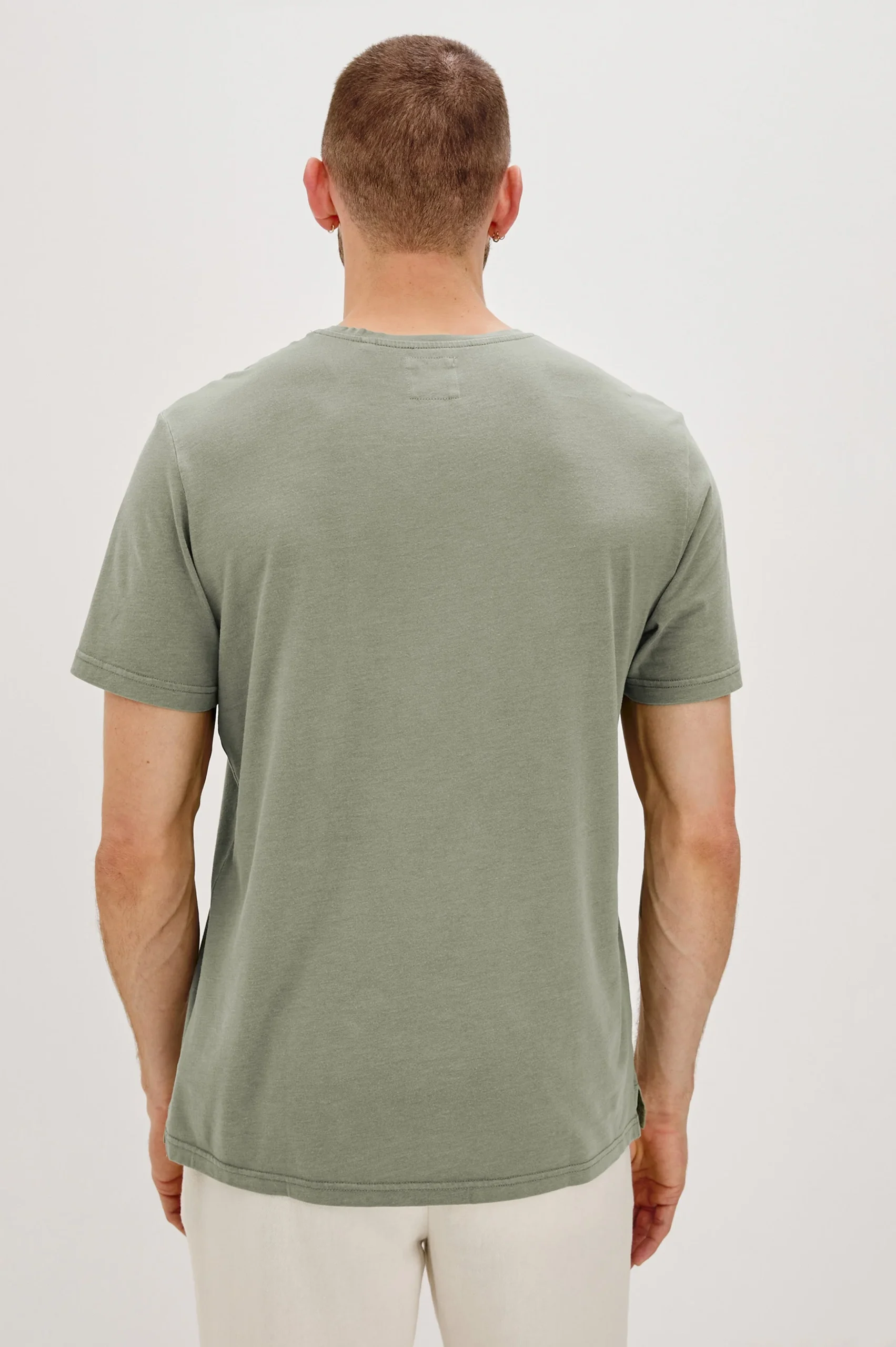 JOHNNY T-SHIRT - OLIVE – Image 6