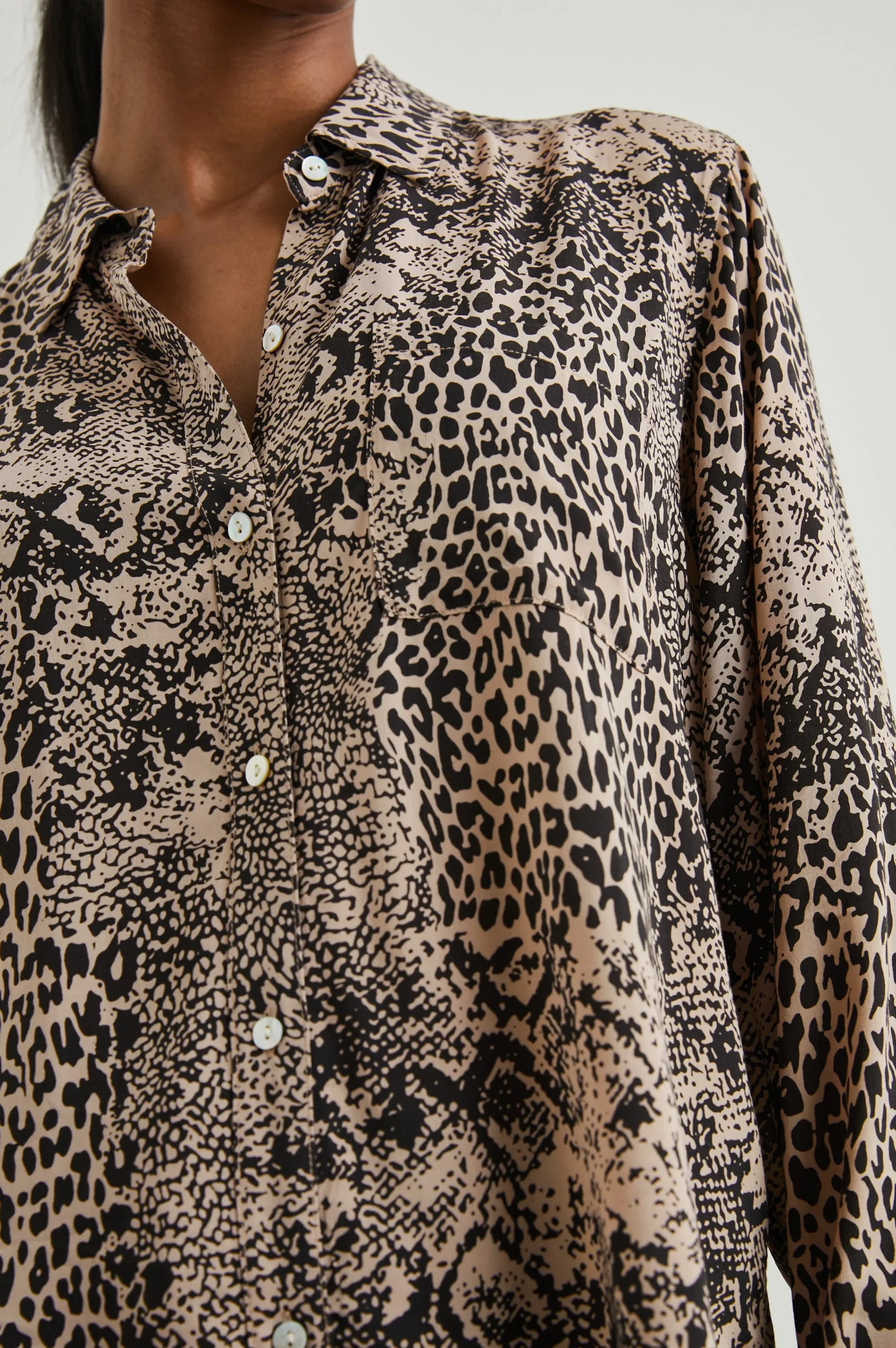 JOSEPHINE SHIRT - TAUPE MIXED ANIMAL – Image 3