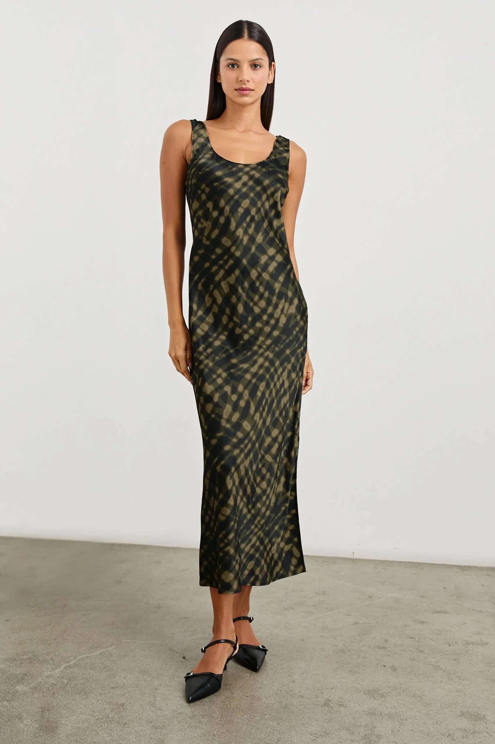 KAILANI DRESS - CYPRESS – Image 4