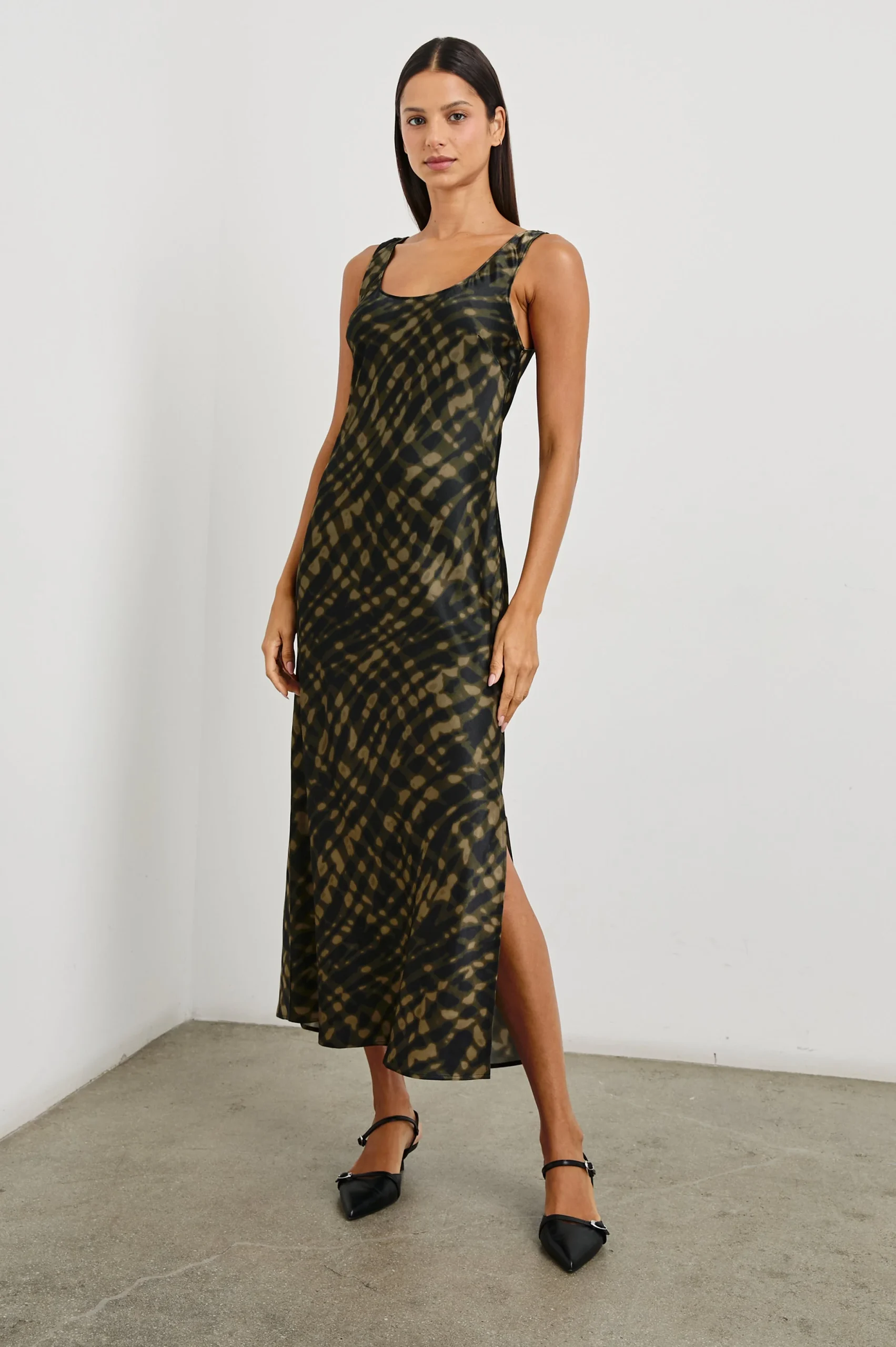 KAILANI DRESS - CYPRESS – Image 2