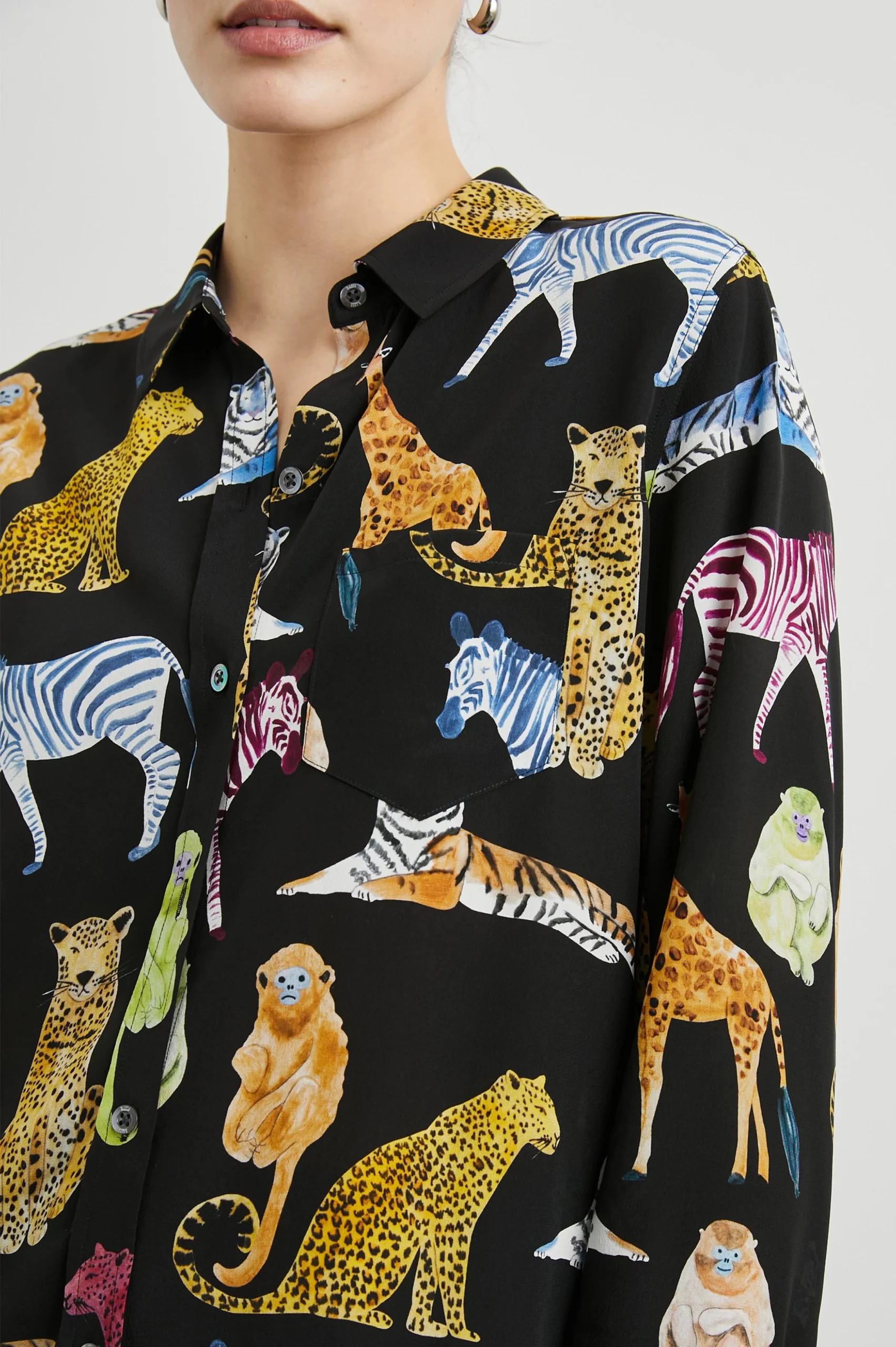 KATE SHIRT - ILLUSTRATED ANIMALS – Image 3