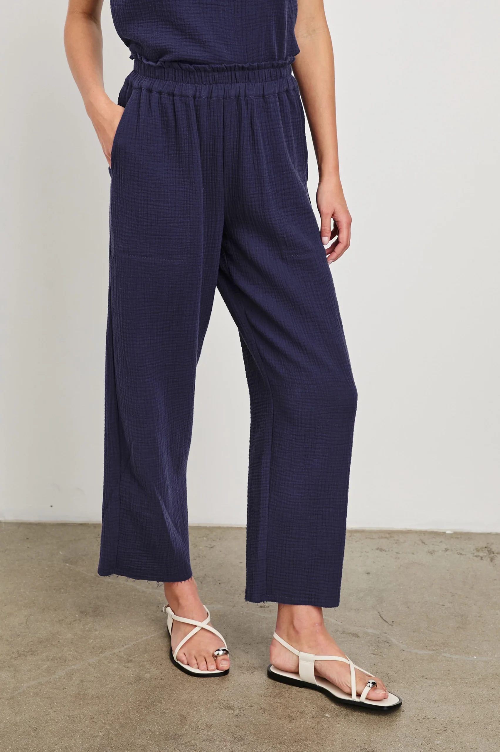 LEON CROP PANT - ADMIRAL BLUE – Image 6