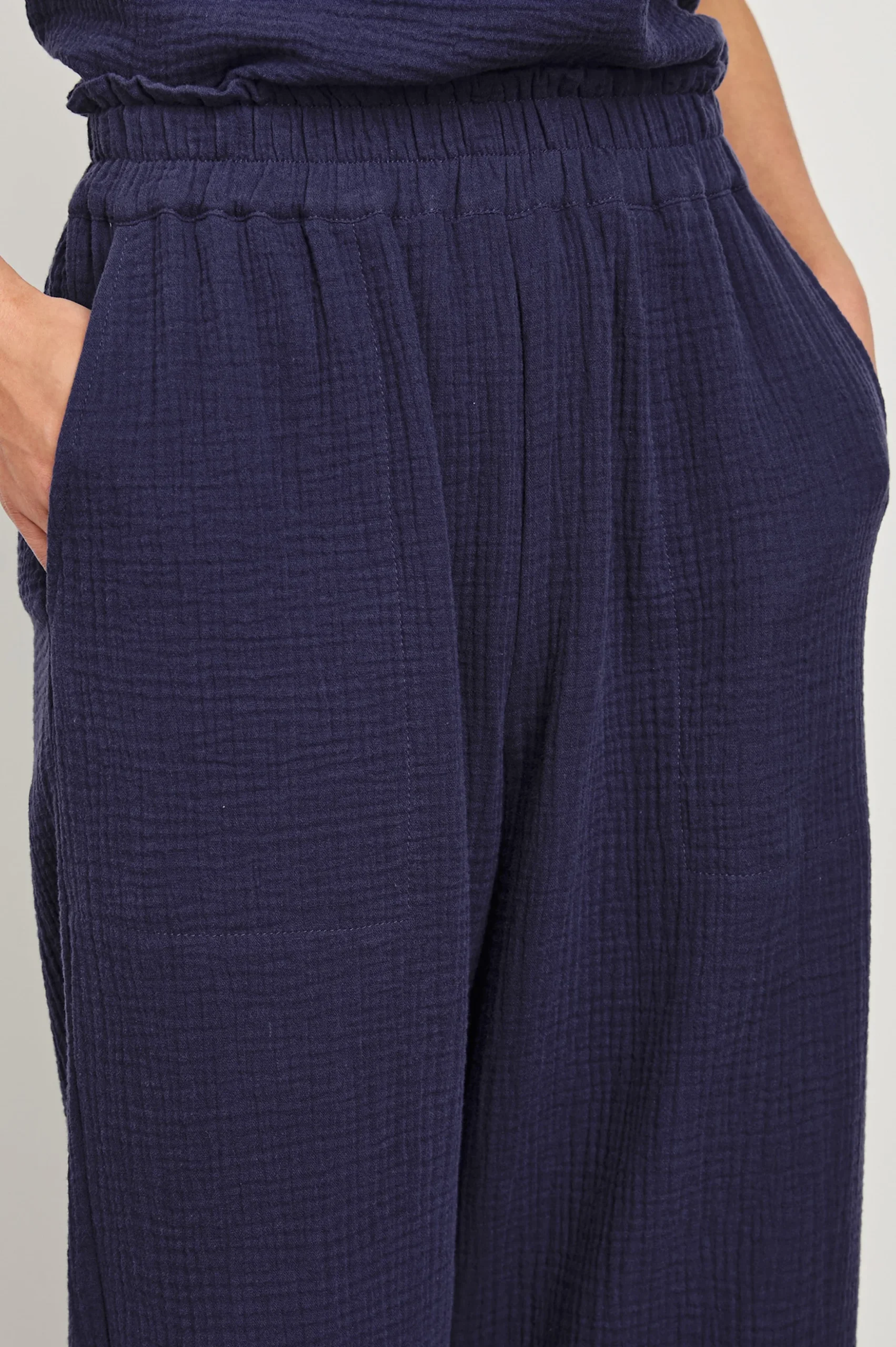 LEON CROP PANT - ADMIRAL BLUE – Image 4