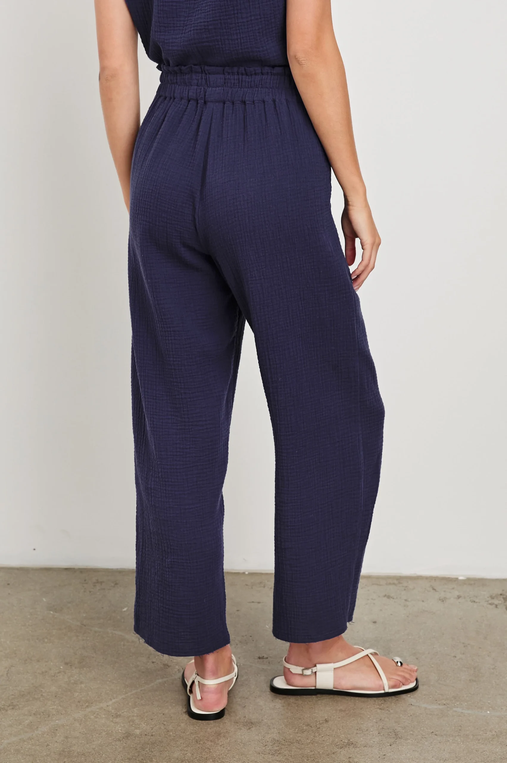 LEON CROP PANT - ADMIRAL BLUE – Image 3