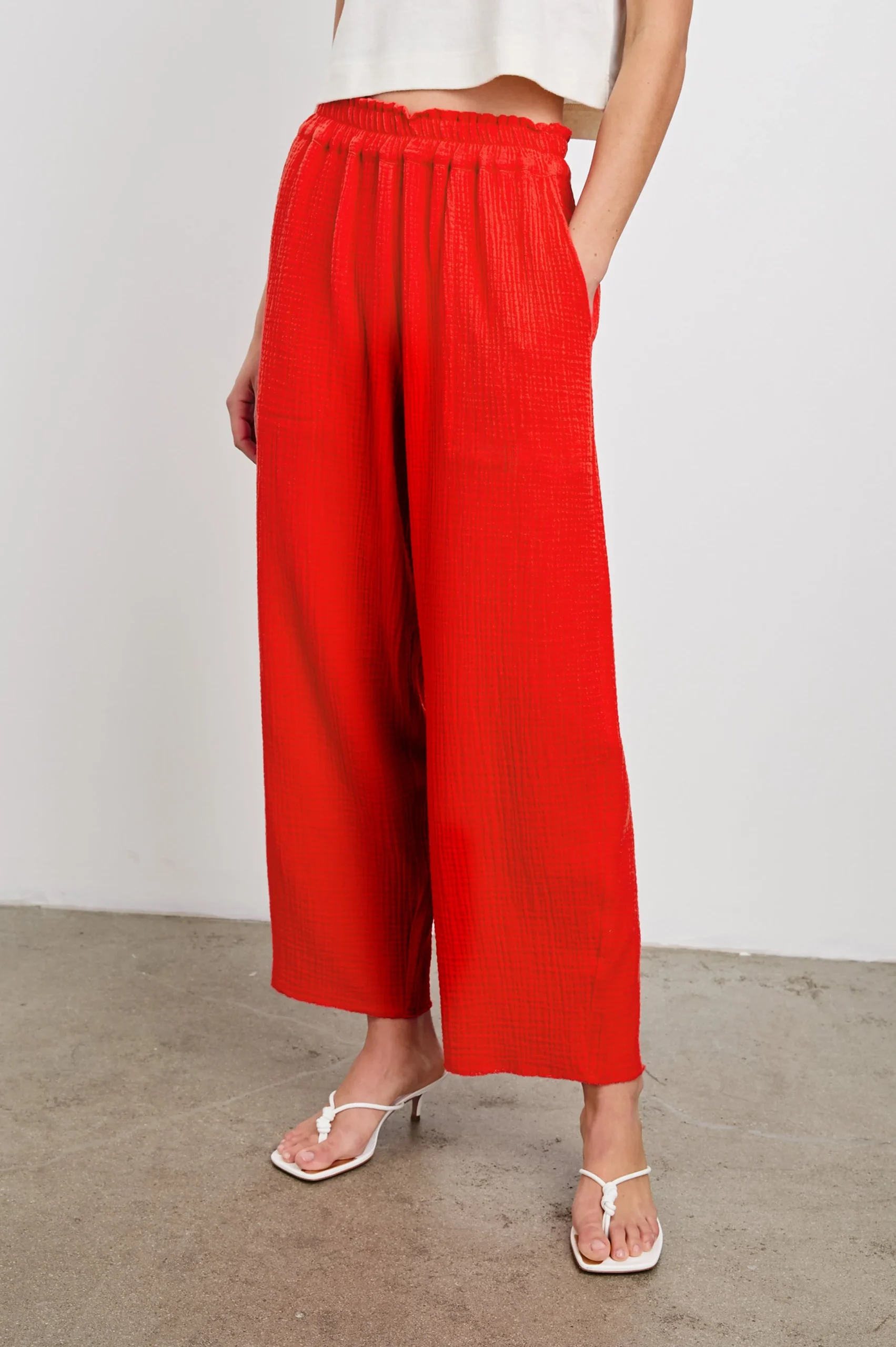 LEON CROP PANT - CHERRY – Image 2