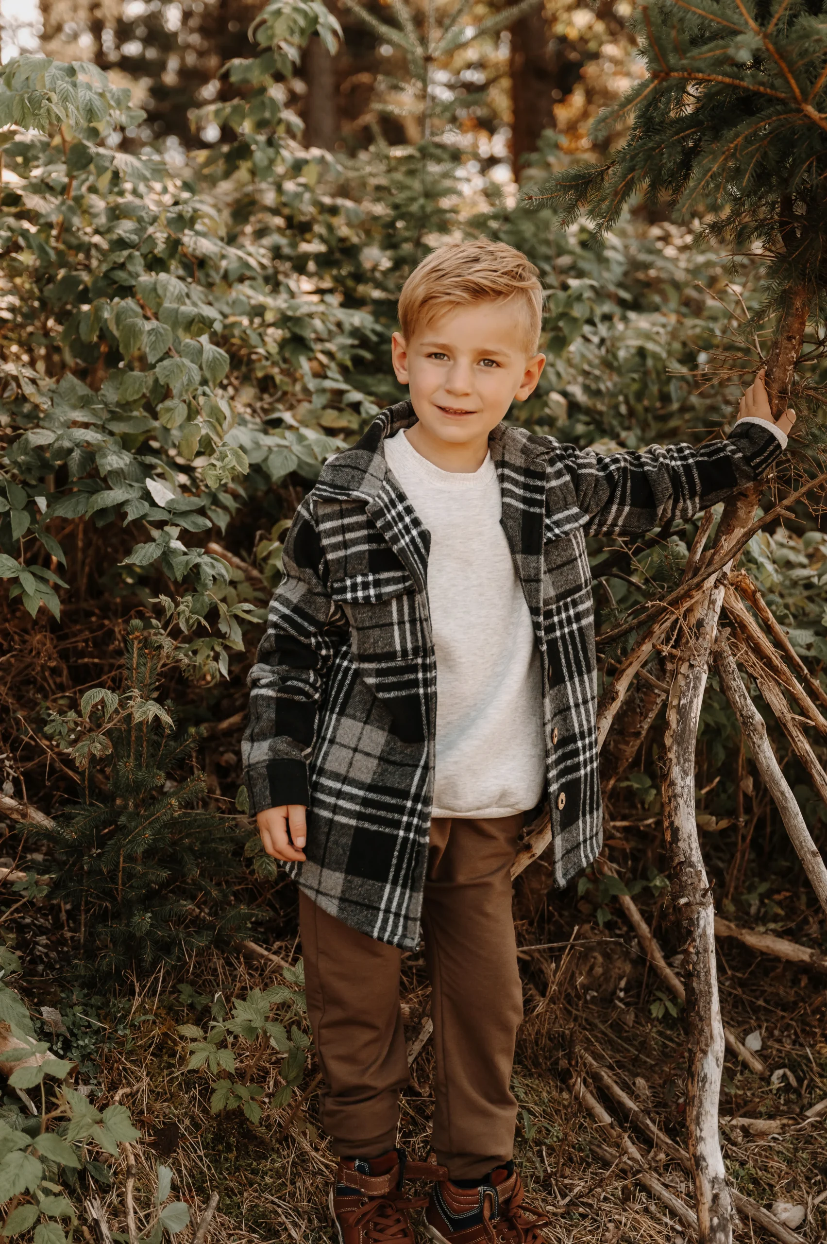 Pantalon évolutif café latté style jogger en bambou pour enfant, grandeurs 0 à 6 ans. – Image 7